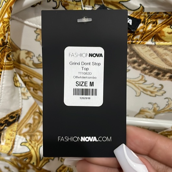 Fashionnova button up shirt - Picture 2 of 3